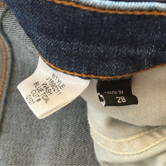 VERONICA BEARD Carolyn Baby Boot Jeans - Picture 5 of 5